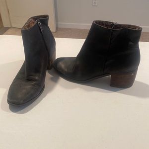 Black Lucky Brand Booties
